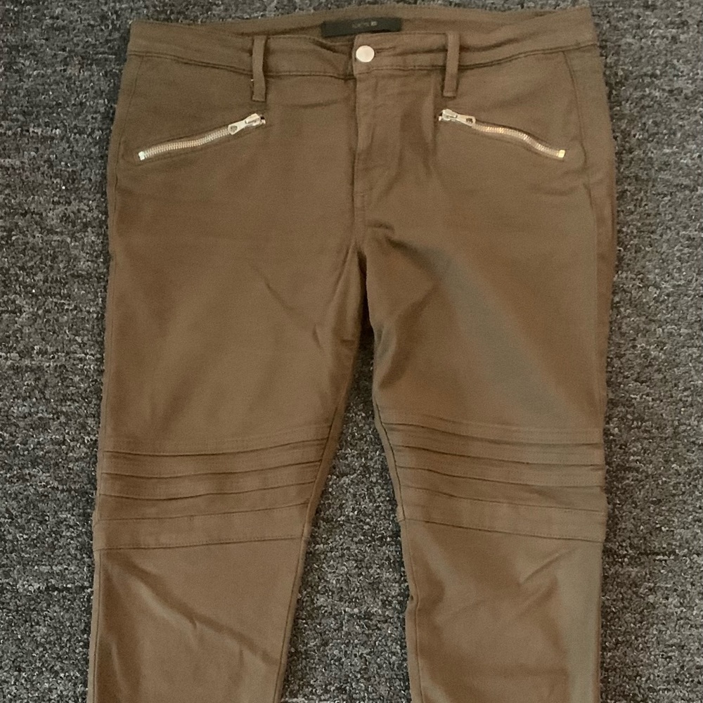 Joe’s Jeans Moto Pants Zippered Size 32 Great Condition!